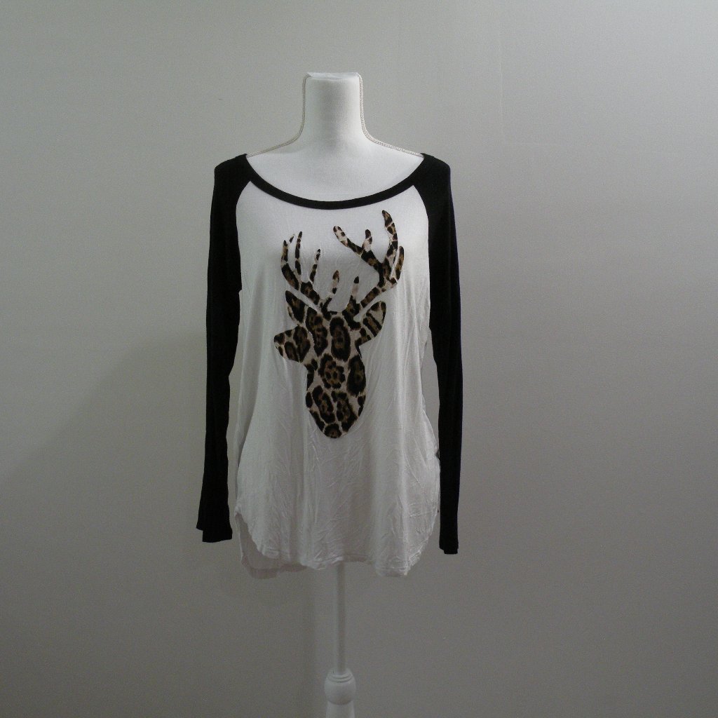 Wanna B - Shirt With Deer Print Image - Size L - Long Sleeve